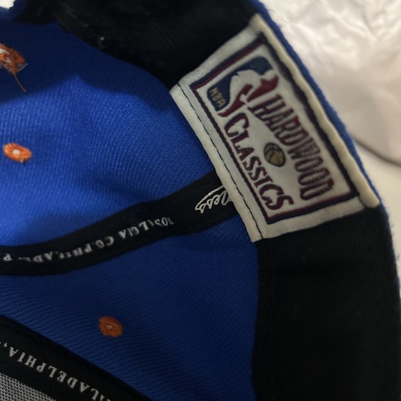 New York Knicks -  NBA Basketball - Mitchell & Ness  Snapback Hat Pre-owned - Picture 9 of 10